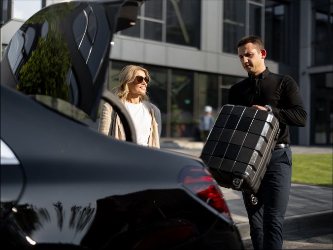 Experience First-Class Travel with Elite VIP Chauffeur Services